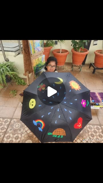 Child participating in an art session at Splash Art Studio
